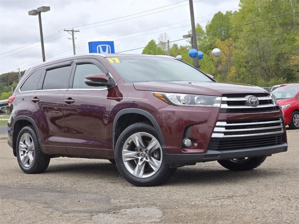 Used 2017 Toyota Highlander Limited with VIN 5TDDZRFH0HS428474 for sale in Athens, OH