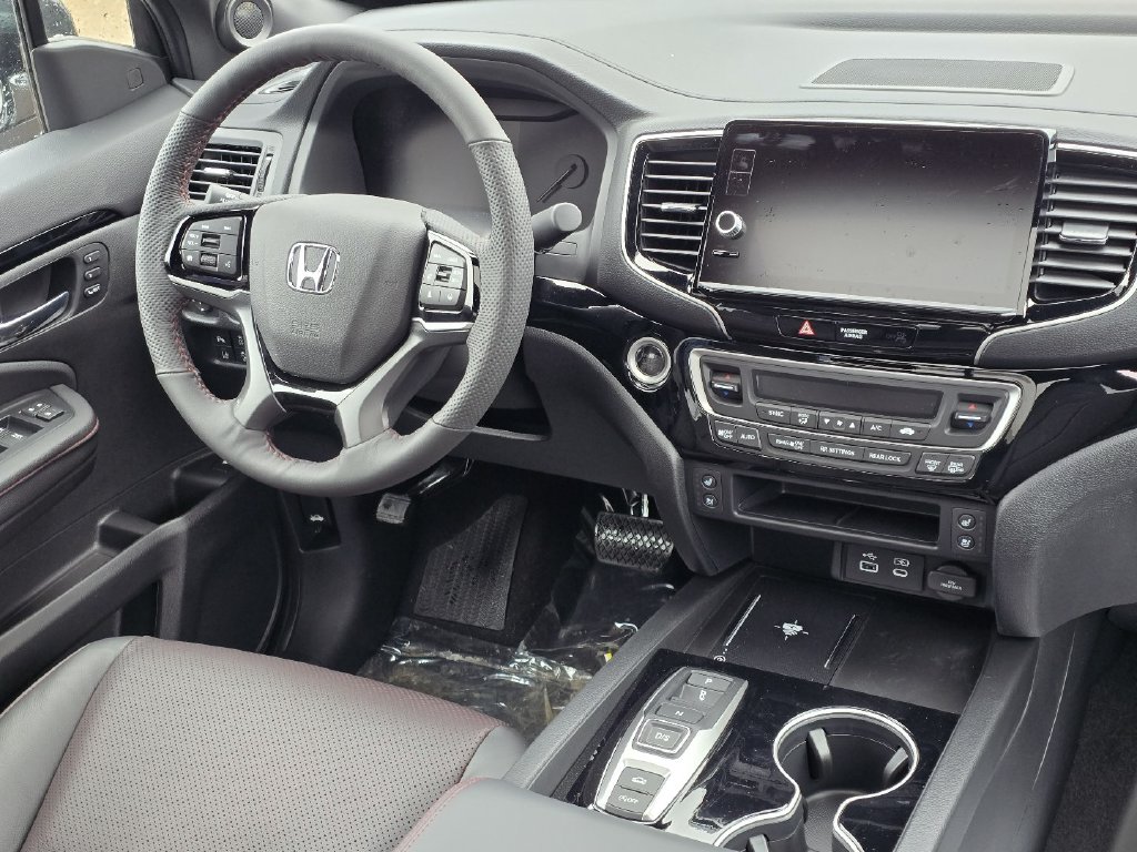2026 Honda Ridgeline Black Edition - Photo 17