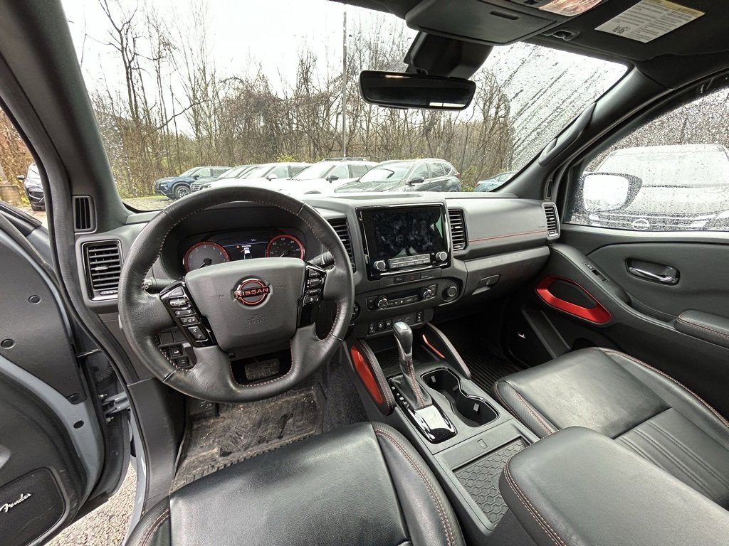 2023 Nissan Frontier PRO-4X photo 4