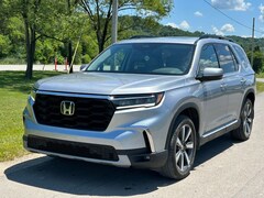 2024 Honda Pilot Touring SUV