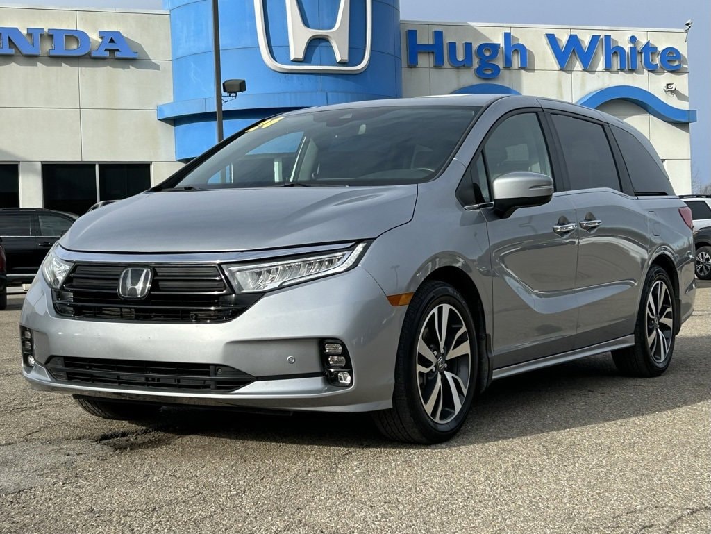 2024 Honda Odyssey Touring's photo