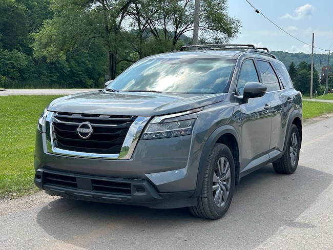 2022 Nissan Pathfinder SV SUV