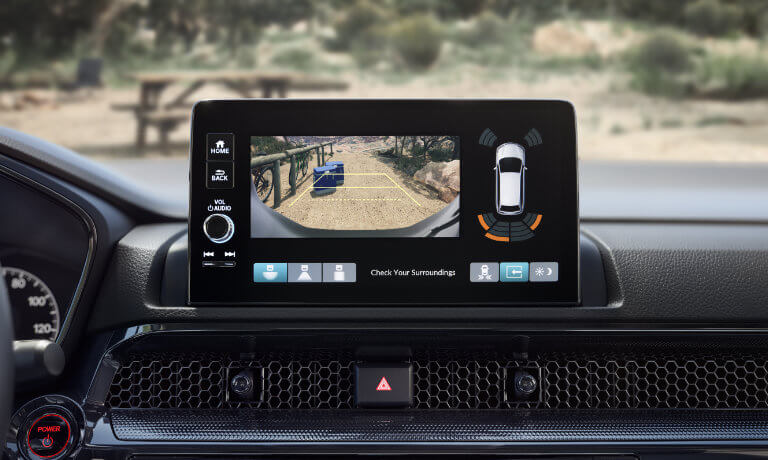 2023 Honda CR-V infotainment system with backup camera