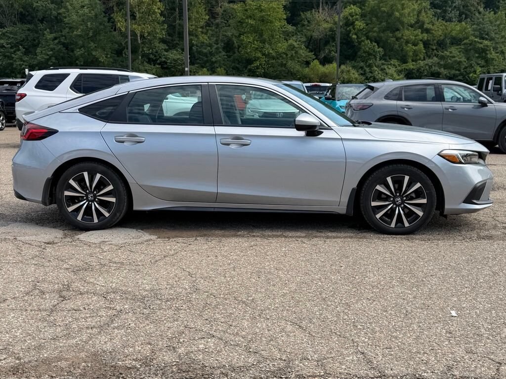 Used 2024 Honda Civic EX-L Hatchback