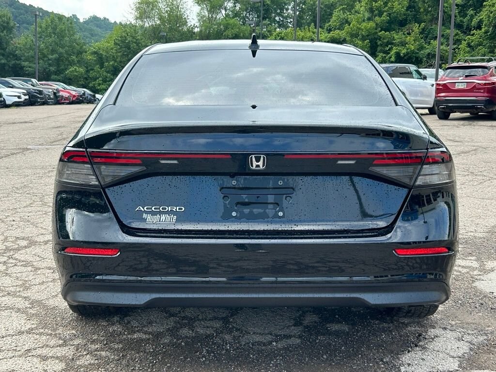 Used 2024 Honda Accord EX Sedan