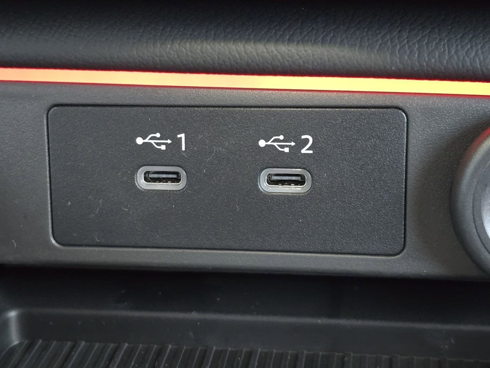 2026 Nissan Sentra SR - Photo 6