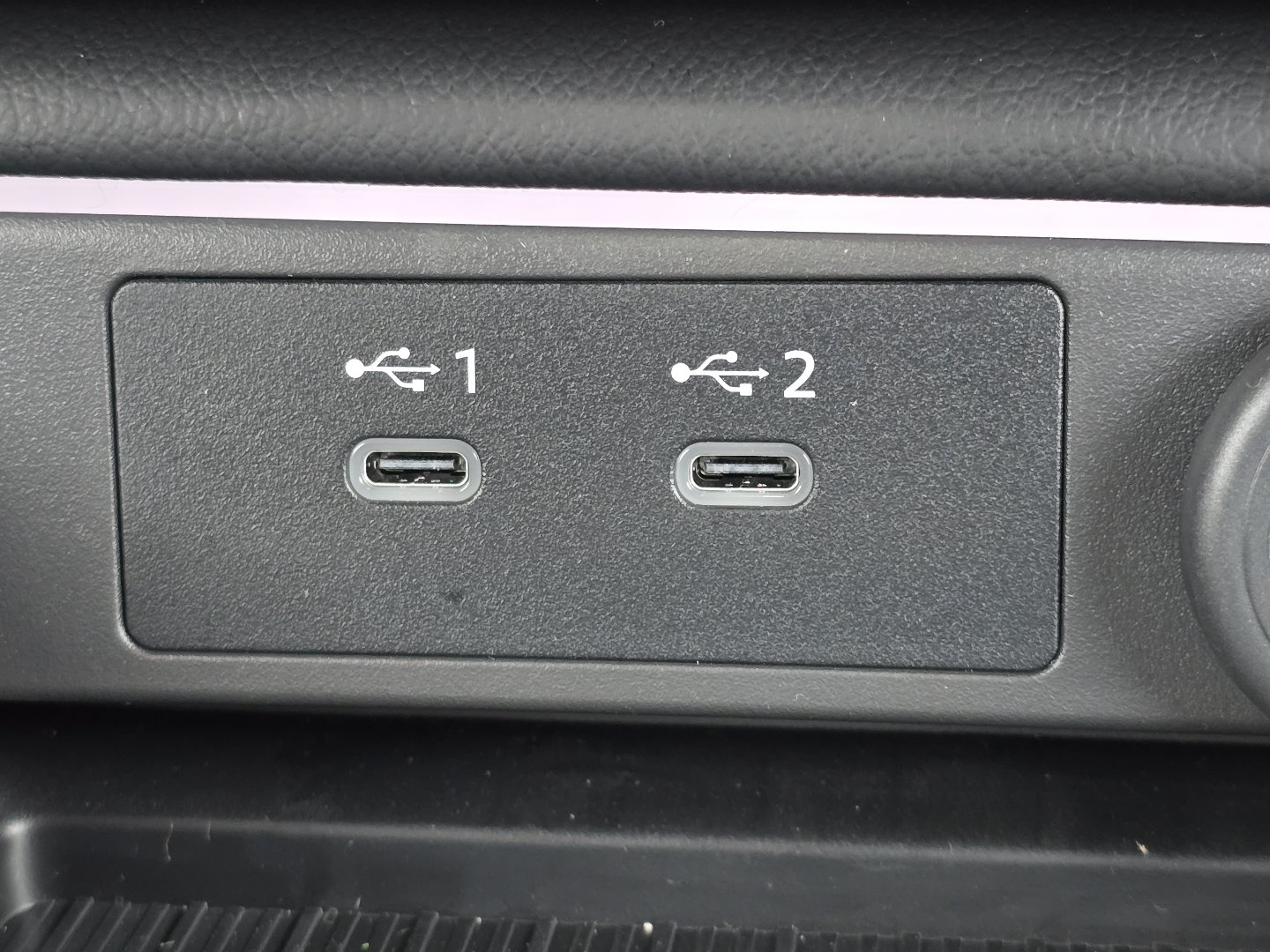 2026 Nissan Sentra SR - Photo 6
