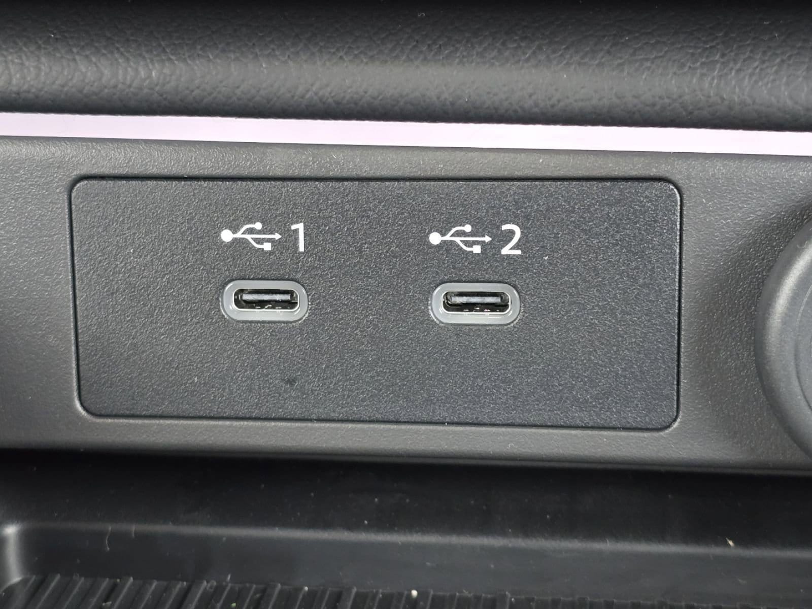 2026 Nissan Sentra SR - Photo 6