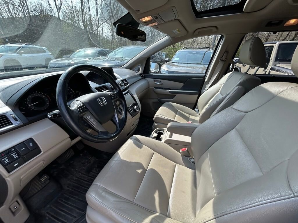 Used 2017 Honda Odyssey EX-L Van