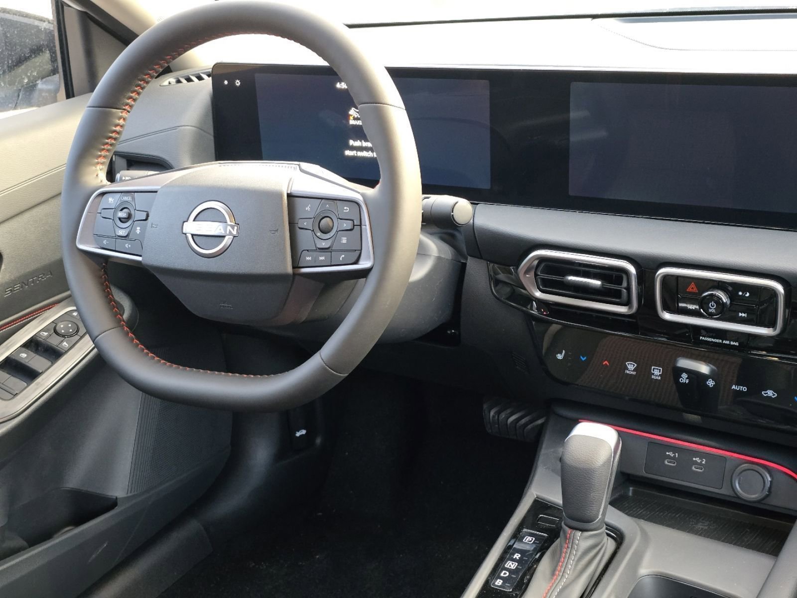 2026 Nissan Sentra SR - Photo 13