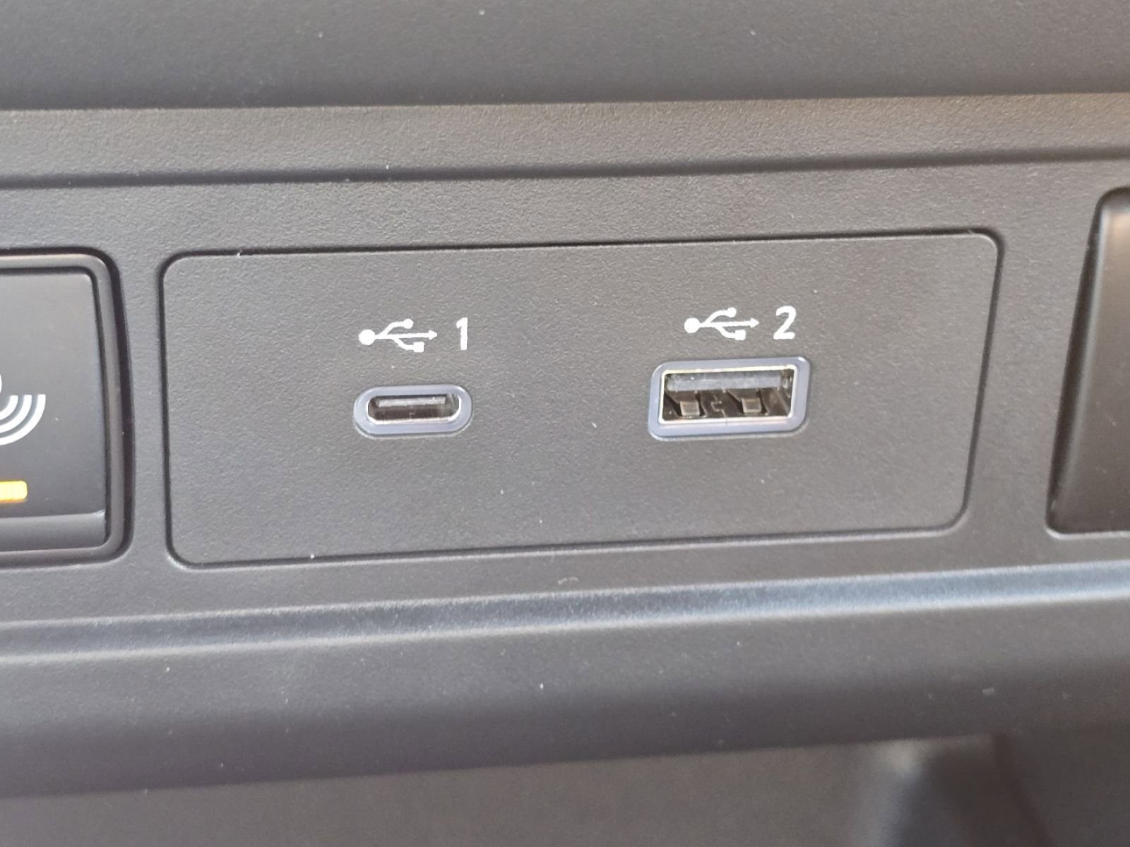 2026 Nissan Frontier SV photo 3