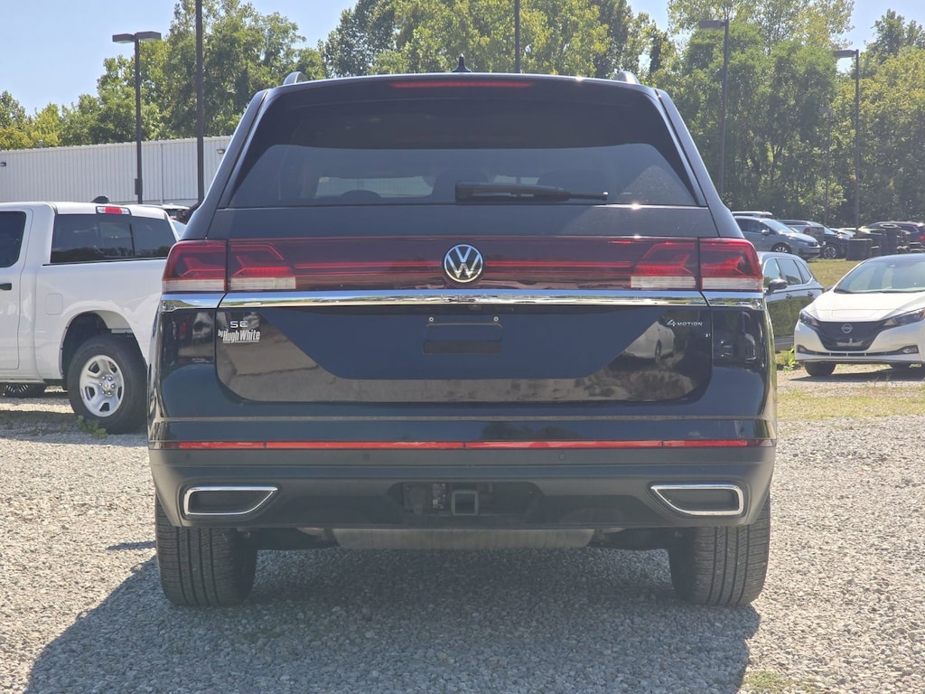 2024 Volkswagen Atlas SE Technology photo 3