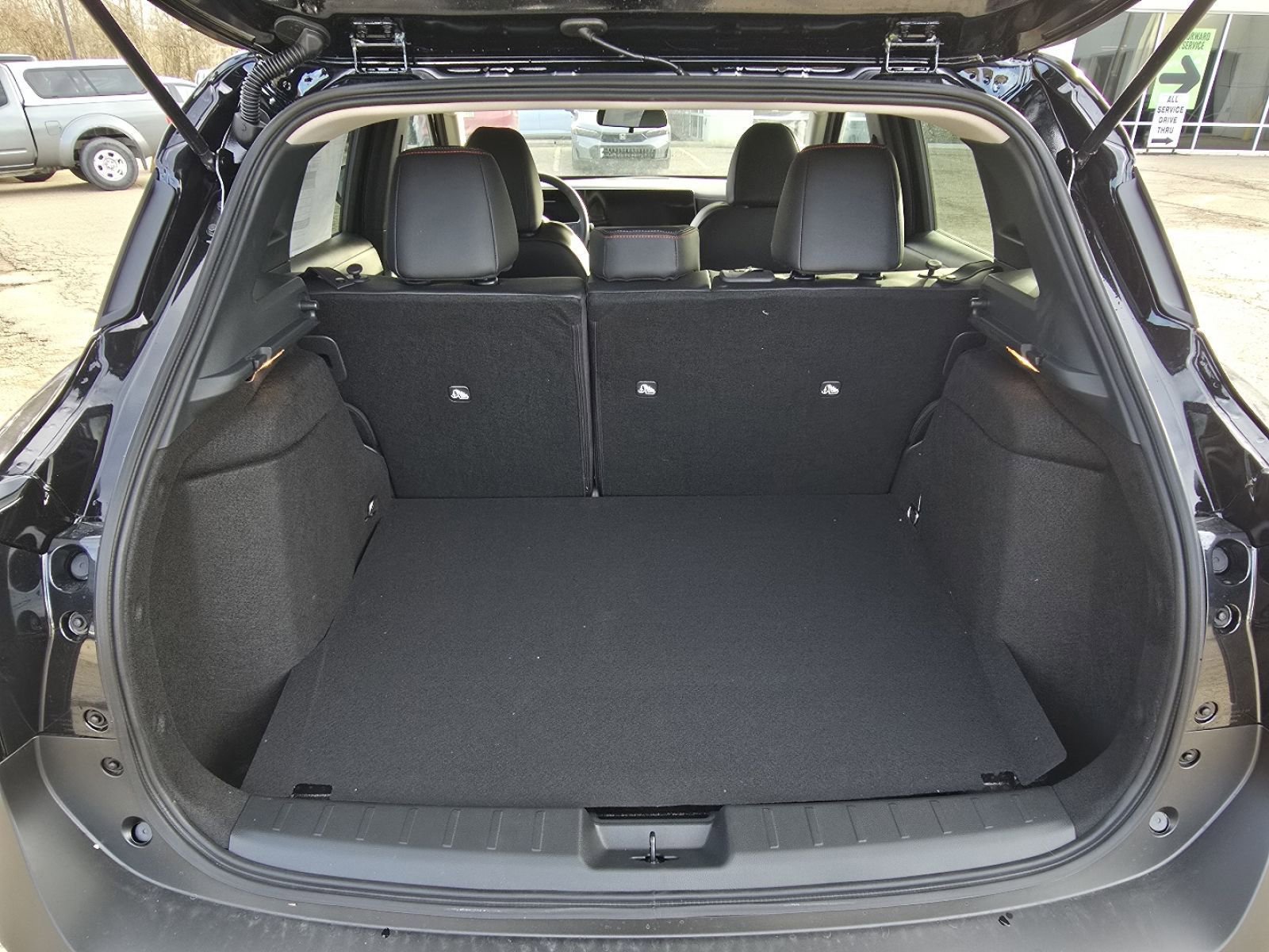 2026 Nissan KICKS SR AWD - Photo 10