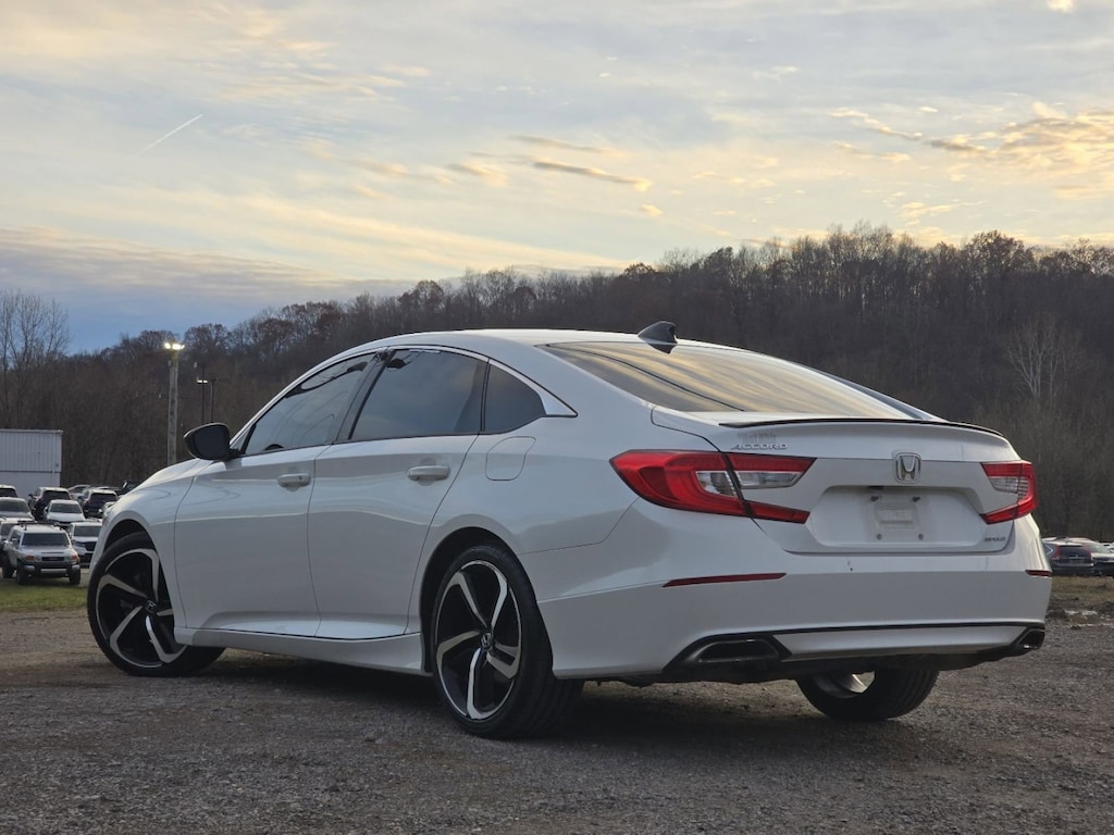2022 Honda Accord Sport 1.5T photo 3