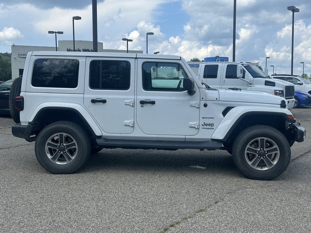 2018 Jeep Wrangler Unlimited Sahara photo 3