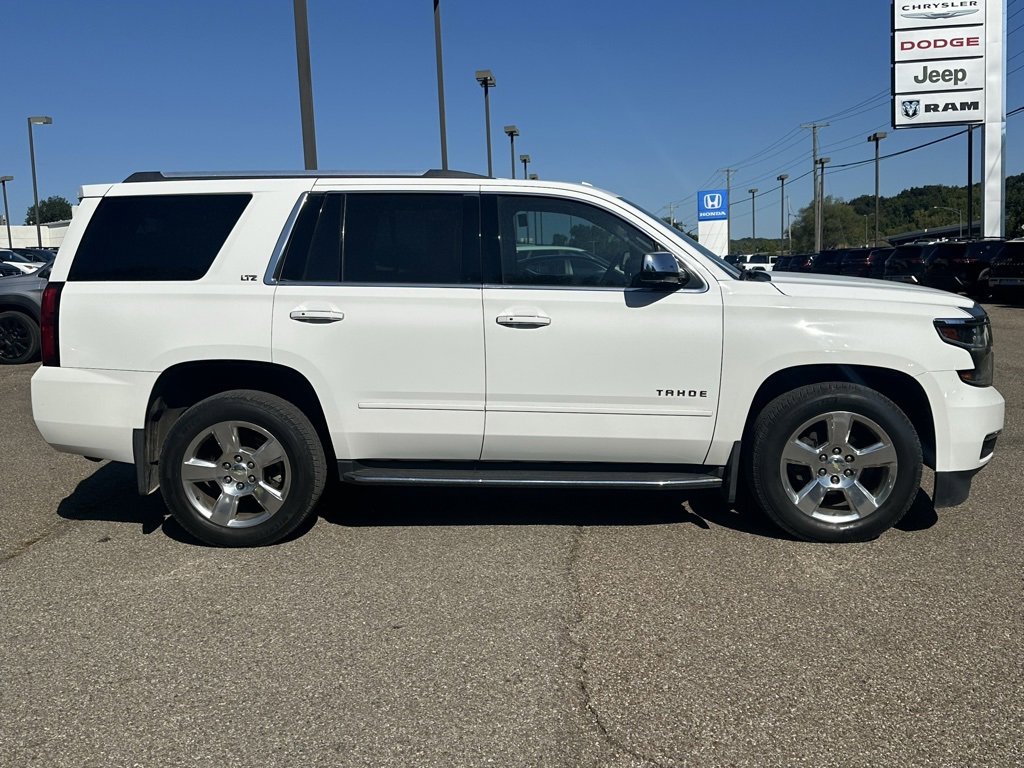 2016 Chevrolet Tahoe LTZ photo 3
