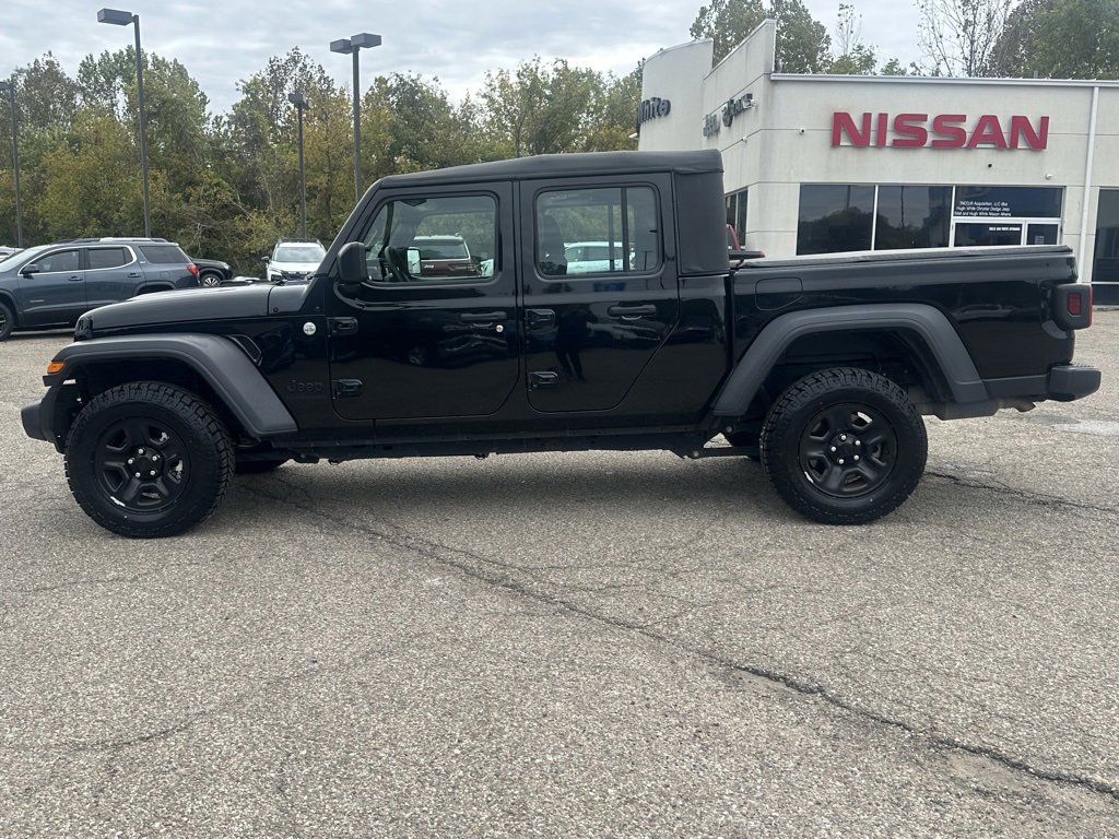 2020 Jeep Gladiator Sport photo 4