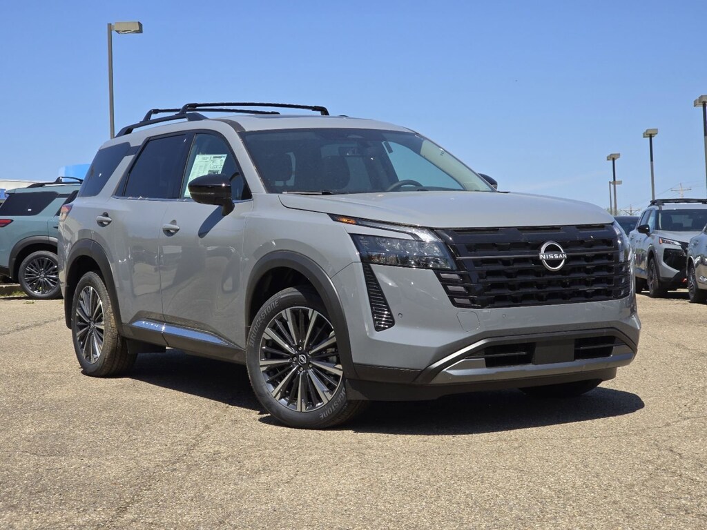 New 2026 Nissan Pathfinder Platinum SUV