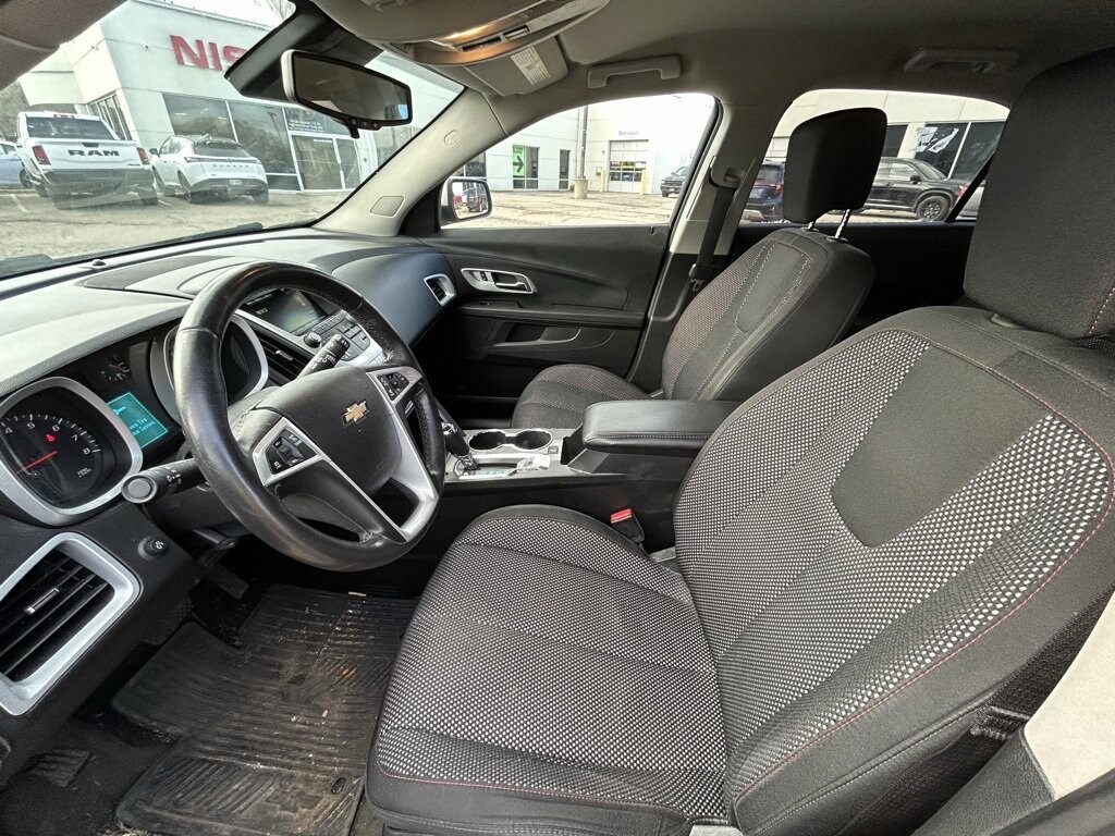 Used 2017 Chevrolet Equinox LT SUV