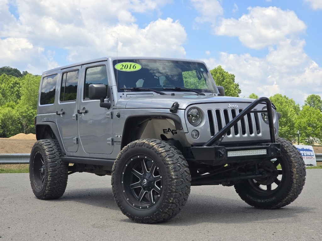 Used 2016 Jeep Wrangler JK Unlimited Rubicon 4x4 SUV
