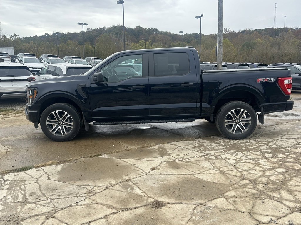 2023 Ford F-150 XL photo 4