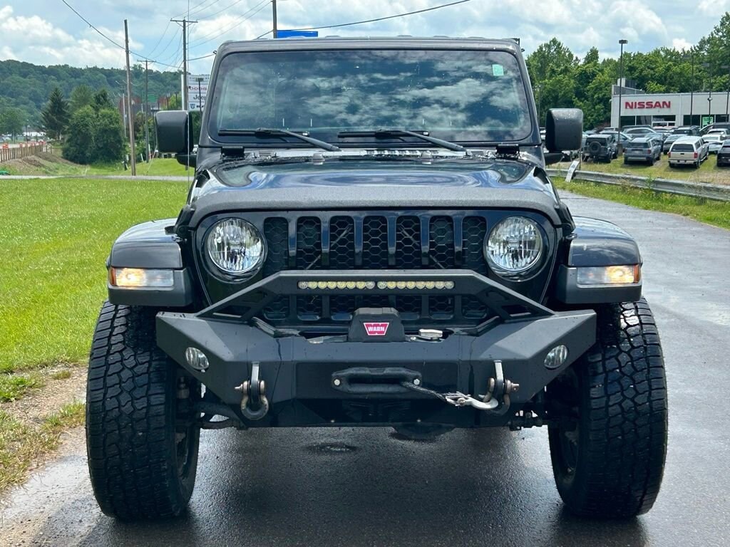 Used 2021 Jeep Gladiator Sport Truck Crew Cab