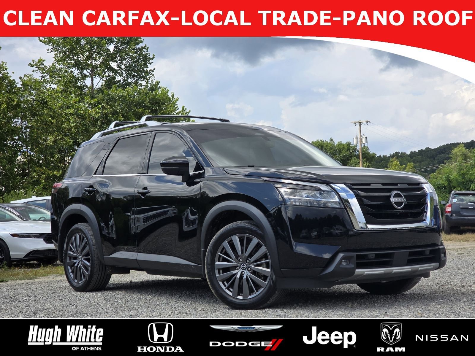 2022 Nissan Pathfinder SL