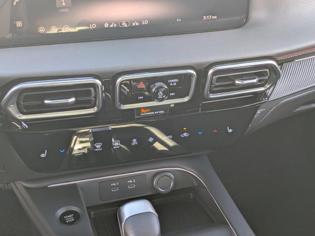 2026 Nissan Sentra SR - Photo 17