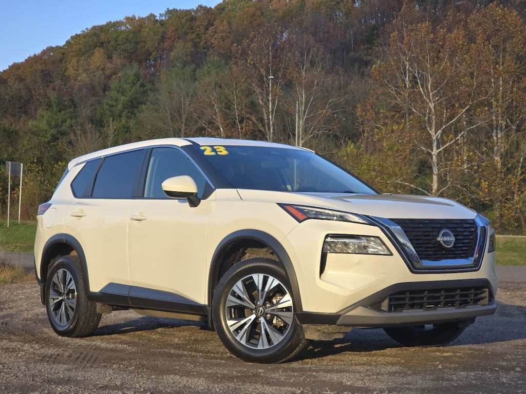 Used 2023 Nissan Rogue SV SUV