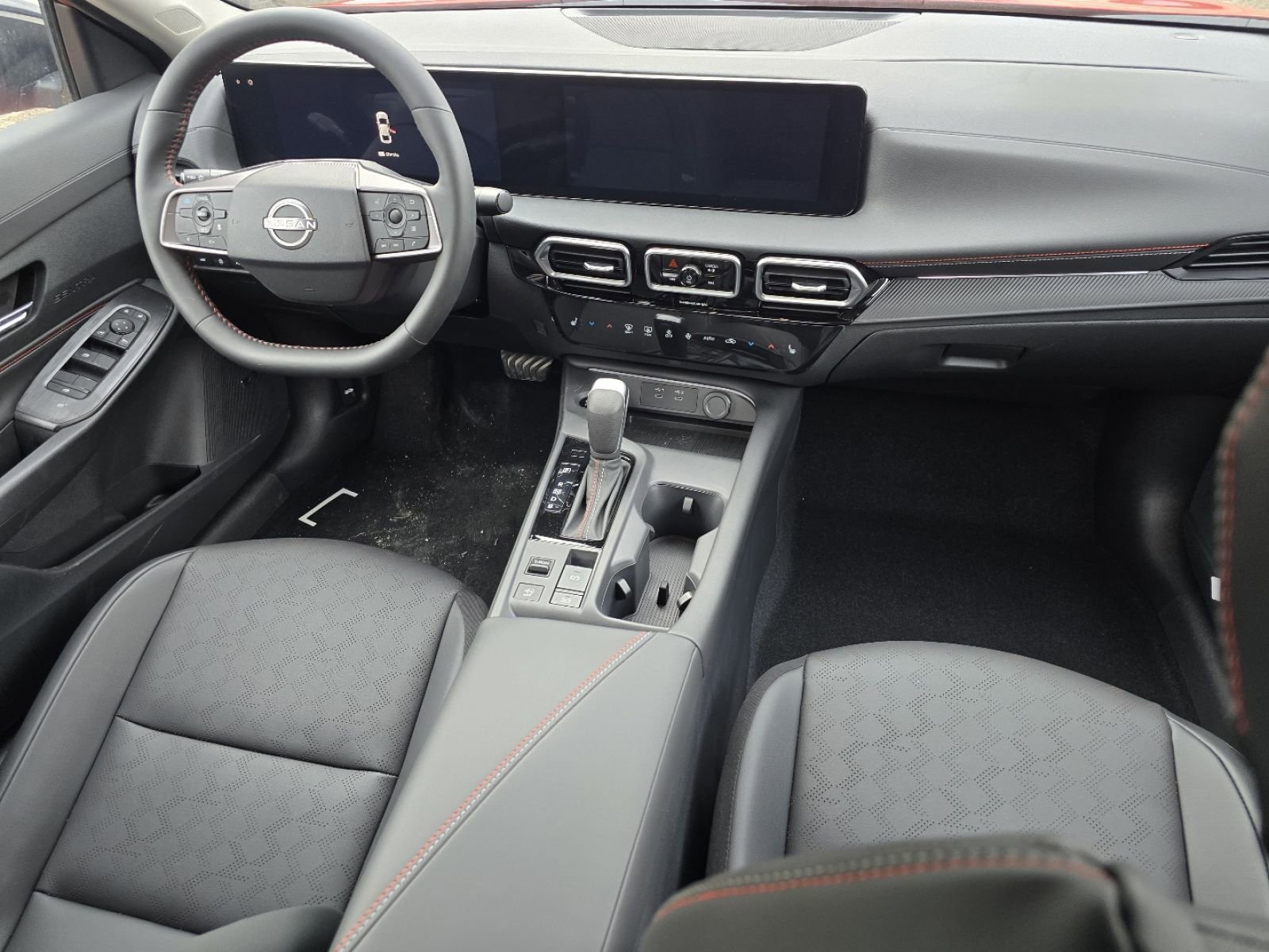 2026 Nissan Sentra SR - Photo 13
