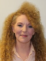 Staff member Karen Miller from ID_7c32a72143b1
