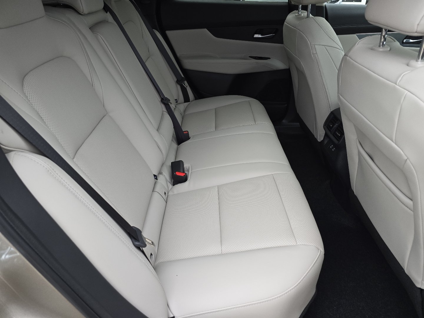 2026 Nissan Murano SL - Photo 13