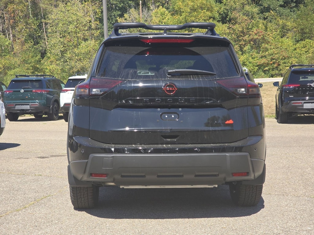 2026 Nissan Rogue SV photo 3