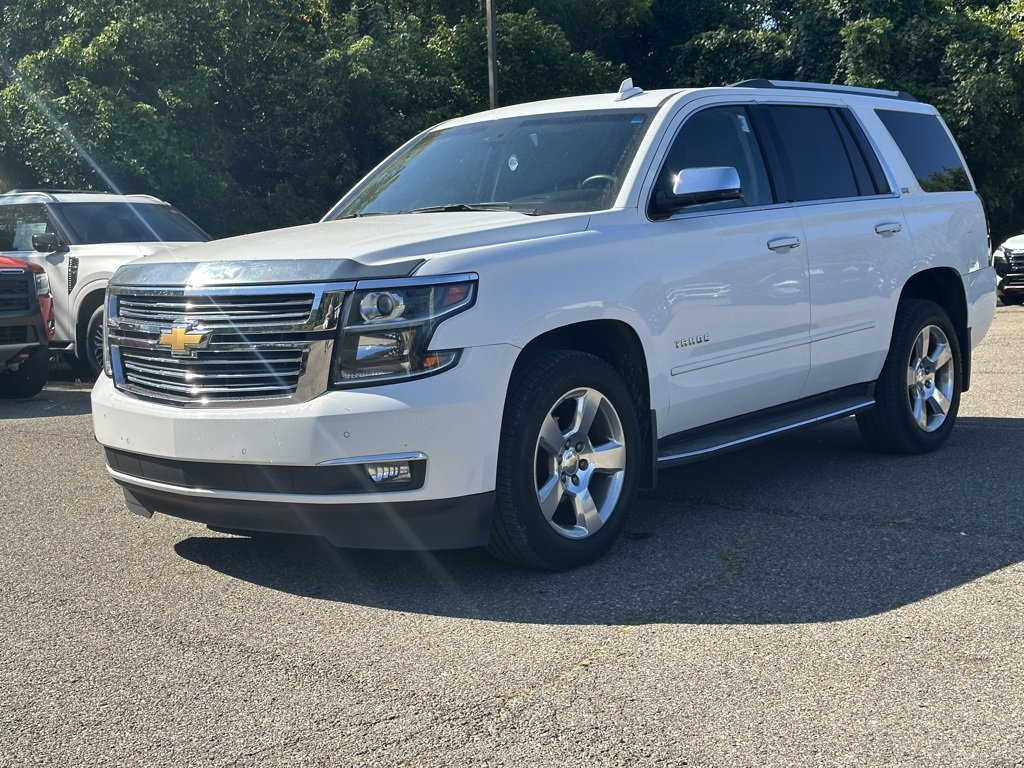 2016 Chevrolet Tahoe LTZ photo 2