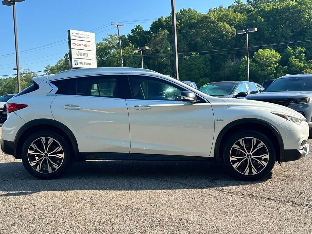 Used 2018 INFINITI QX30 Premium SUV