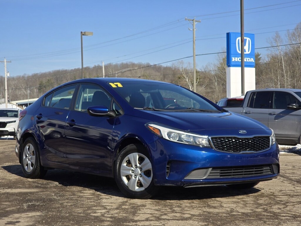 Used 2017 Kia Forte LX Sedan