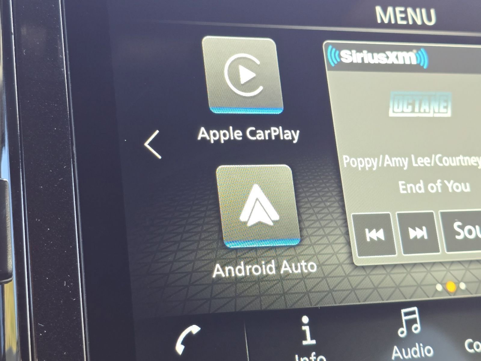 2026 Nissan Frontier SV photo 2