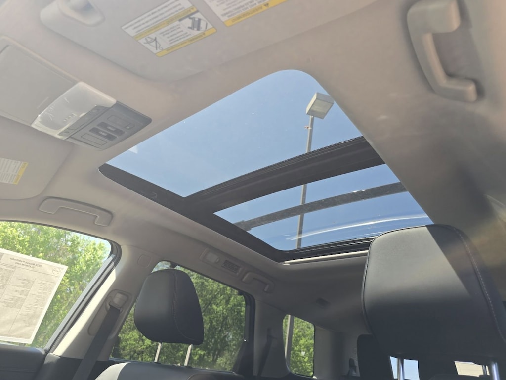 New 2026 Nissan Pathfinder Platinum SUV
