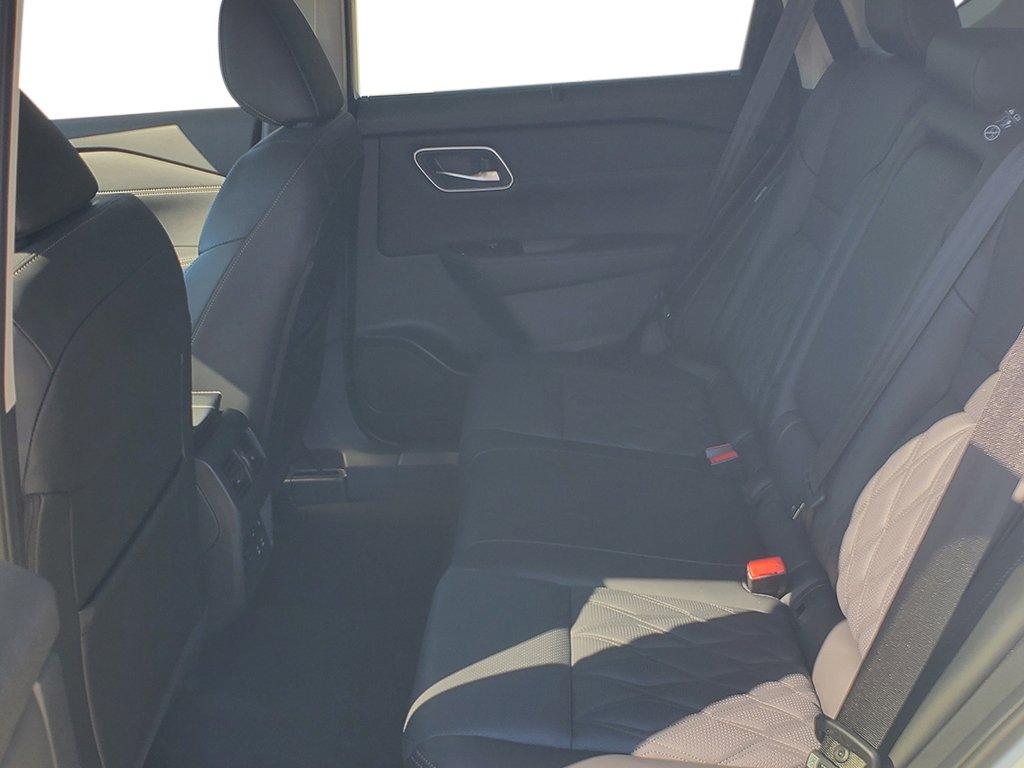 2026 Nissan Rogue Platinum - Photo 23