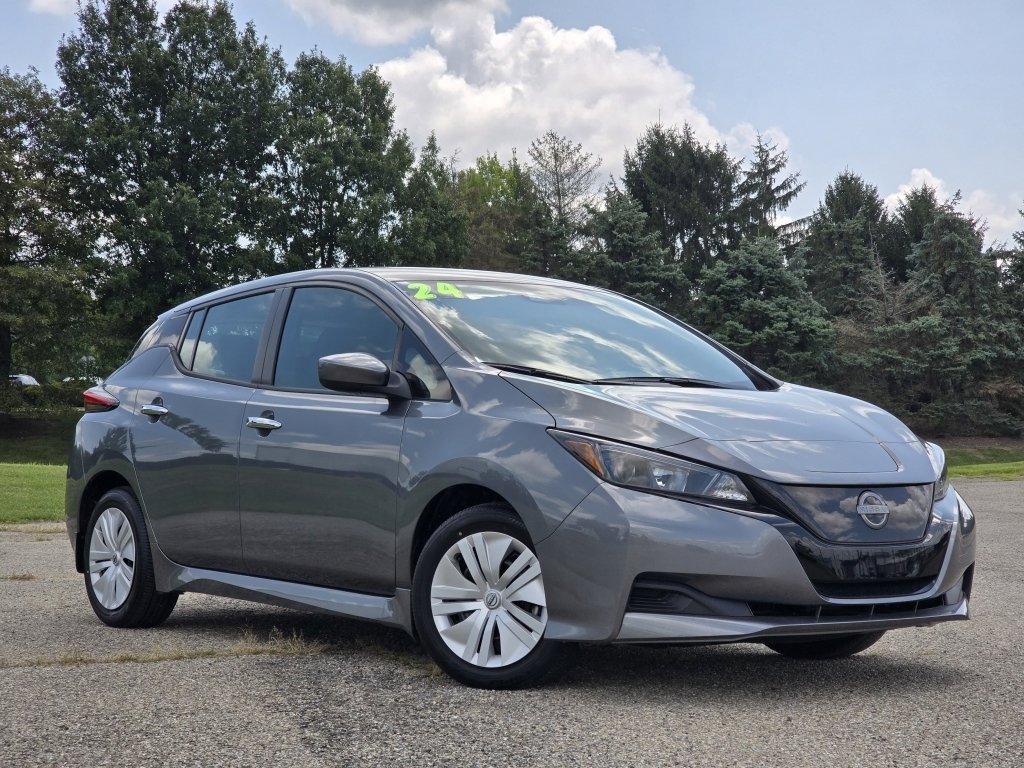 Used 2024 Nissan LEAF S with VIN 1N4AZ1BV7RC550712 for sale in Lancaster, OH
