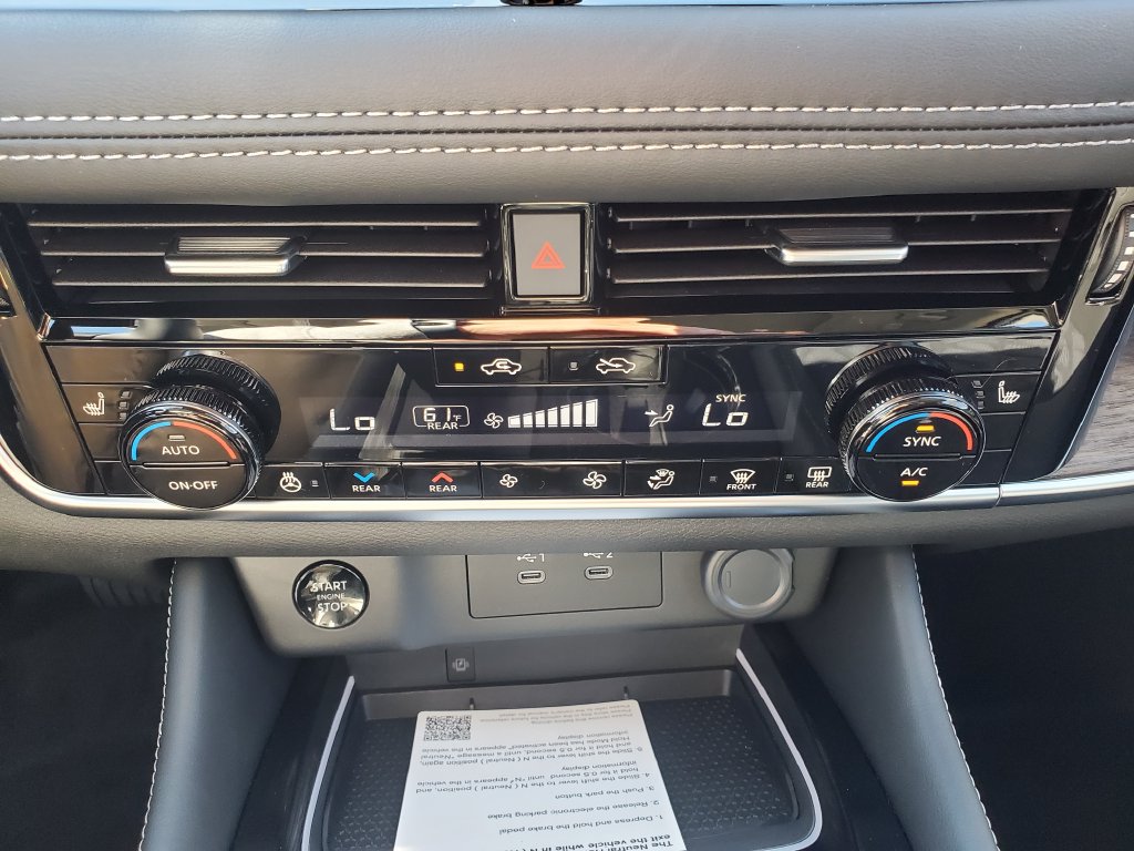 2026 Nissan Rogue Platinum - Photo 18