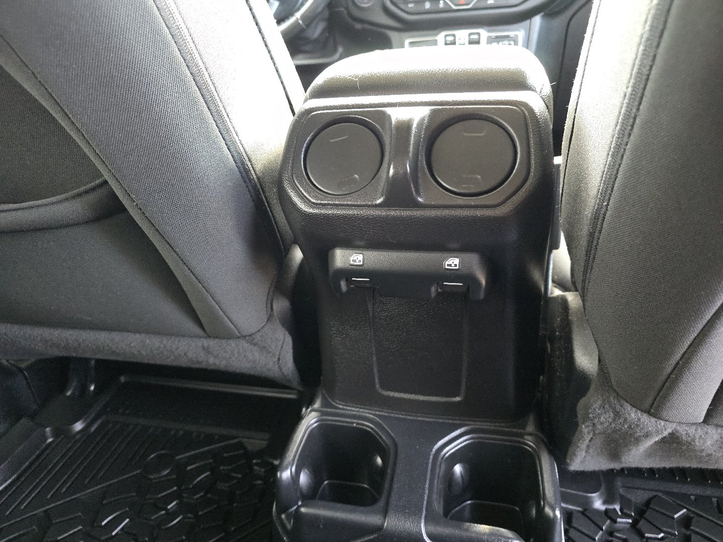 2021 Jeep Wrangler Unlimited Sport S - Photo 20