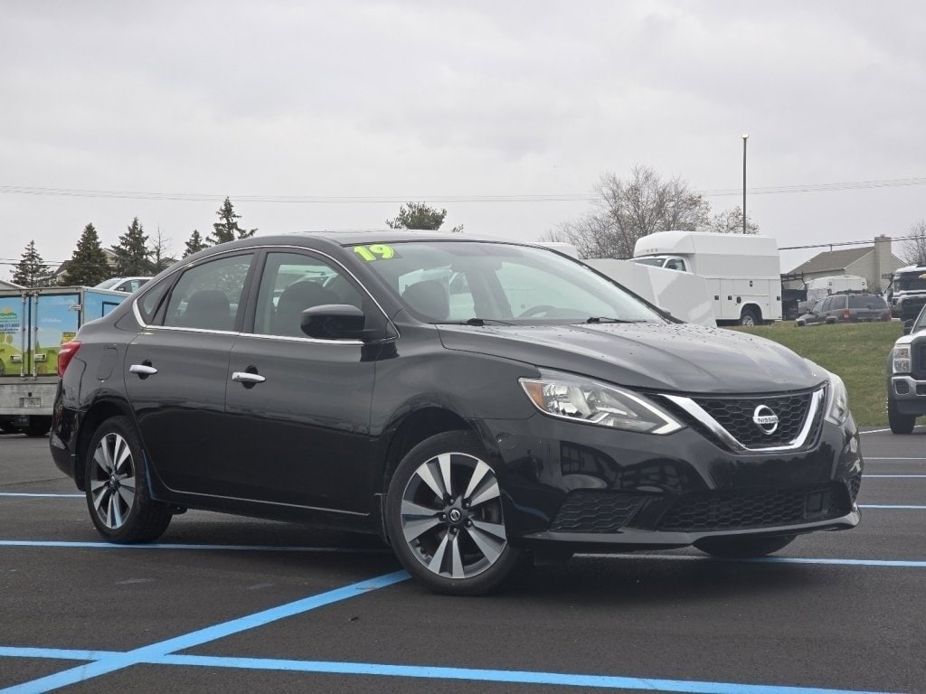 Used 2019 Nissan Sentra SV with VIN 3N1AB7AP5KY226338 for sale in Lancaster, OH