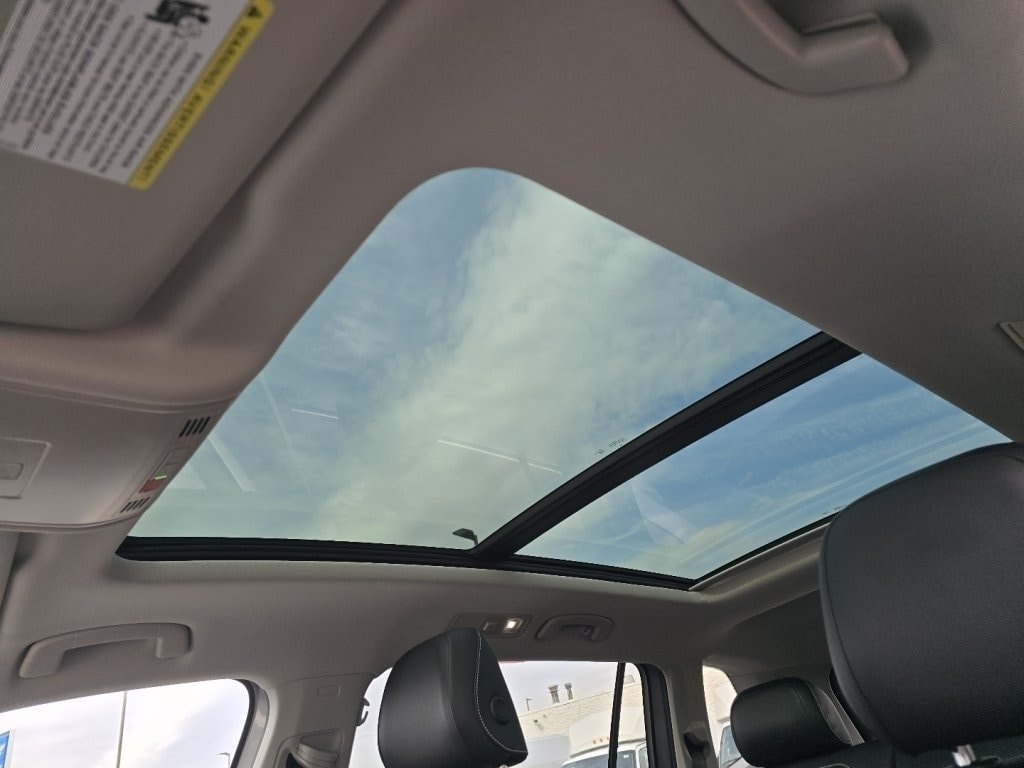 2023 Volkswagen Tiguan SE - Photo 15