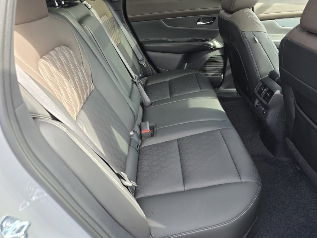 2026 Nissan Murano Platinum photo 4