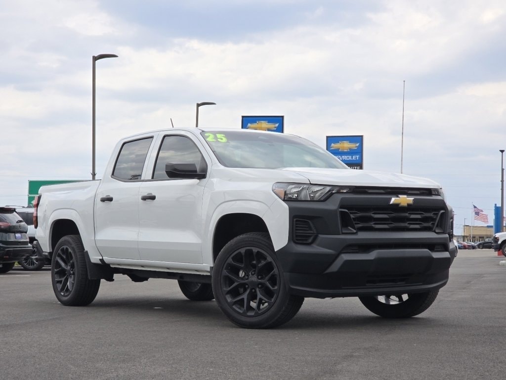 Used 2025 Chevrolet Colorado WT Truck Crew Cab