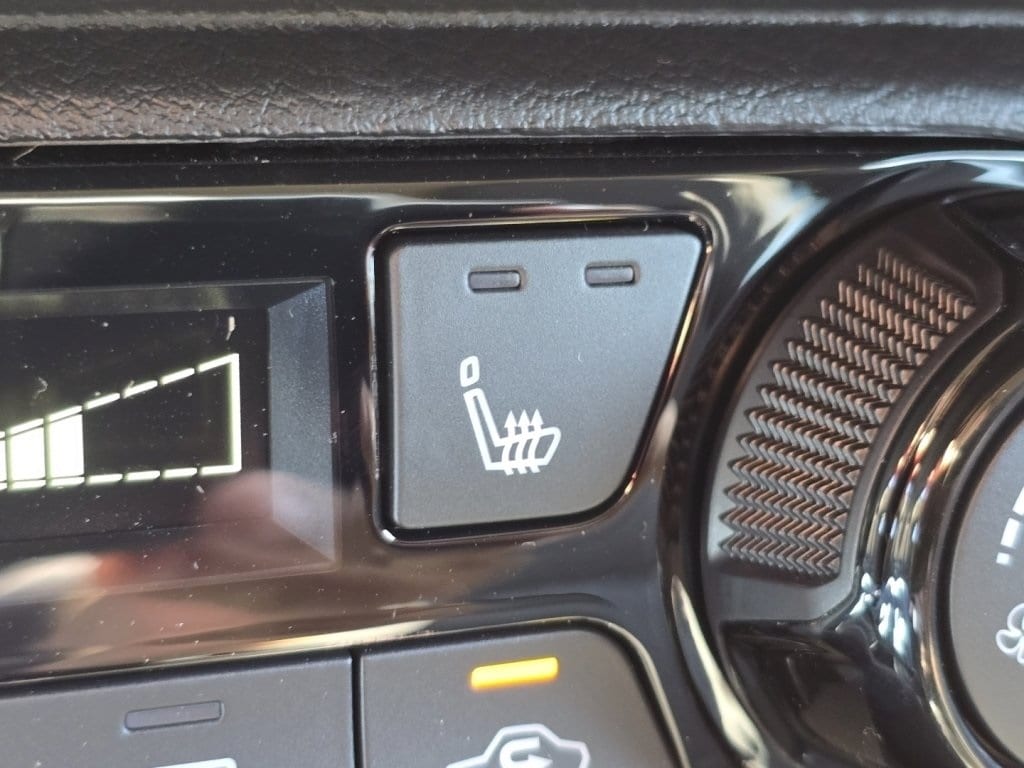 New 2026 Nissan Kicks SV SUV