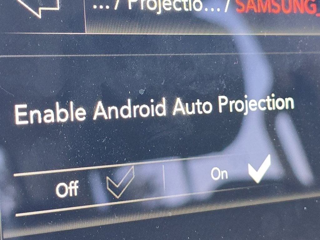 2019 Ram 1500 Laramie photo 4