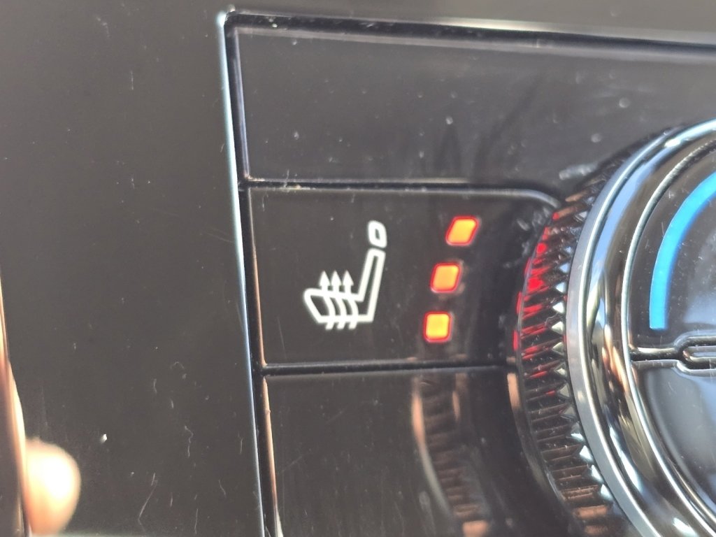 2024 Nissan Armada SV photo 4