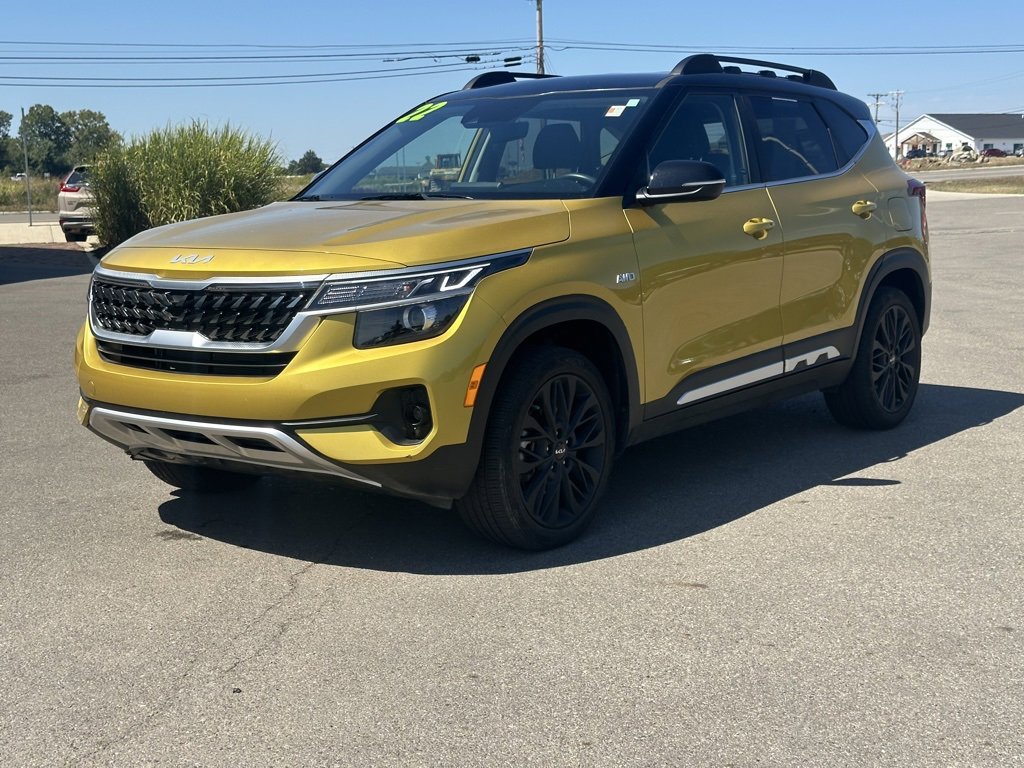 2022 Kia Seltos Nightfall Edition photo 2